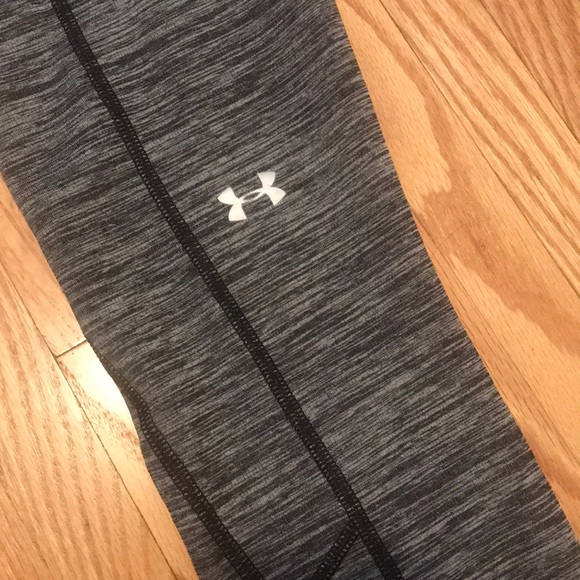 Under Armour Cold Gear Compression Tights - Picture 2 of 4